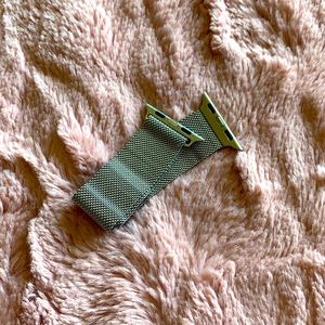 Chrome mesh iwatch band sz38